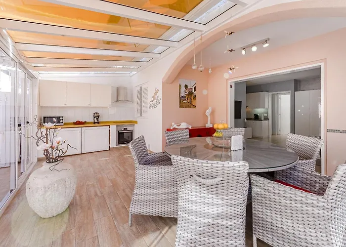 Haven - La Casita De Renate